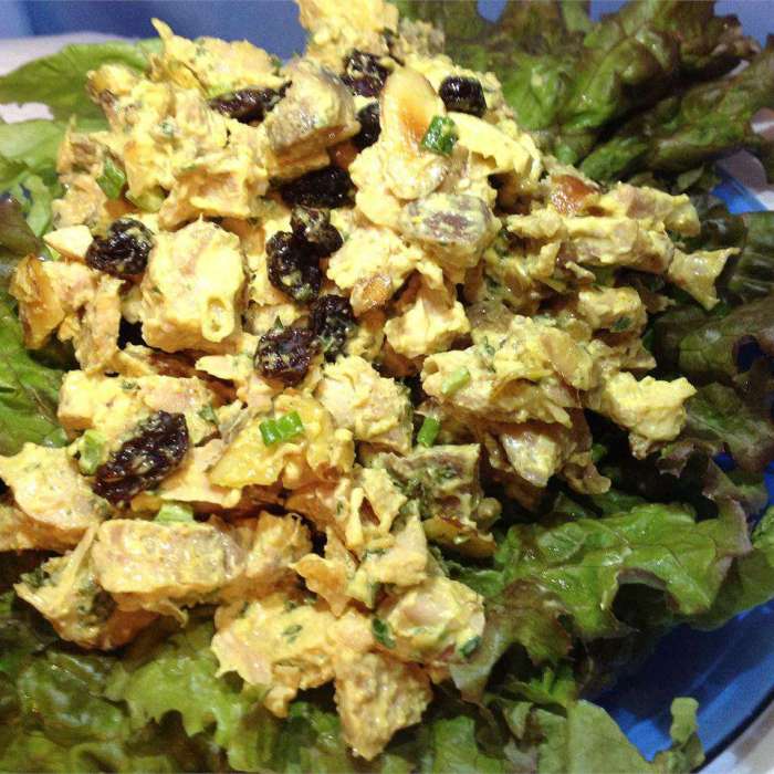 Curry chicken salad with grapes