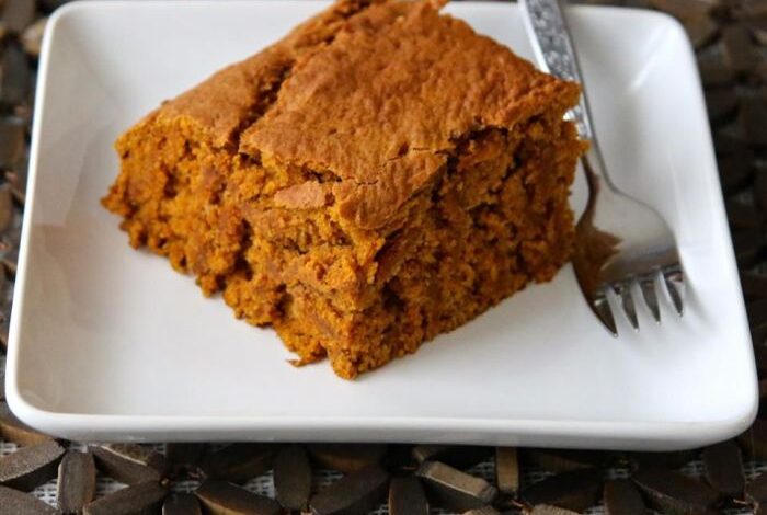 Vegan pumpkin pie blondies