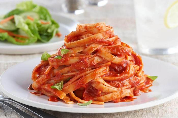 Fettuccine with creamy roasted beet sauce