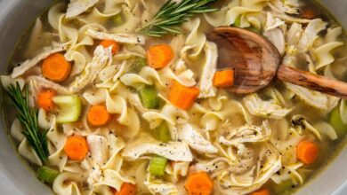 Easy slow cooker chicken noodle soup