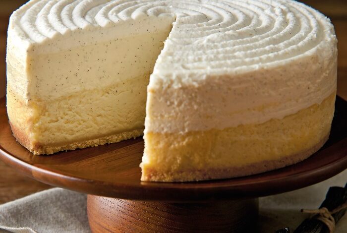 The best vanilla bean cheesecake