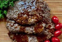 Pan fried cube steaks with simple pan sauce