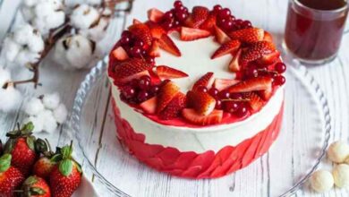 Moist tender spice cake