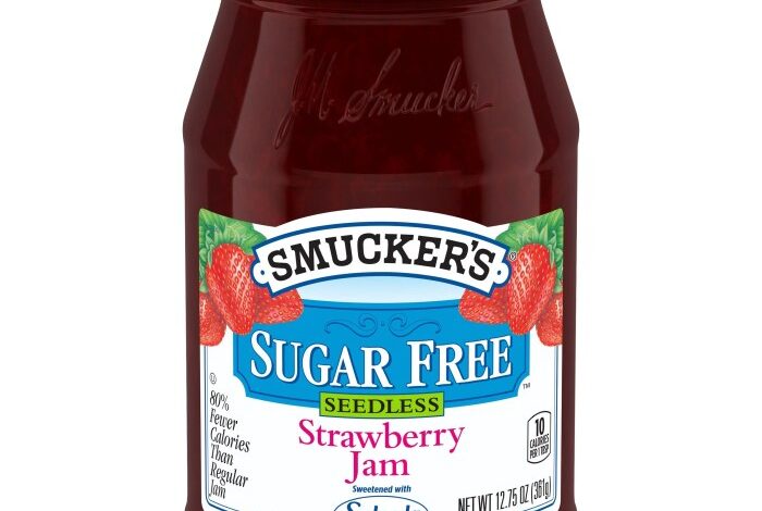 Low sugar no sugar strawberry jam