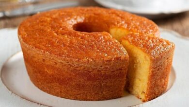 Sweet cornmeal cake brazilian style