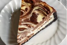 Chocolate almond marble cheesecake