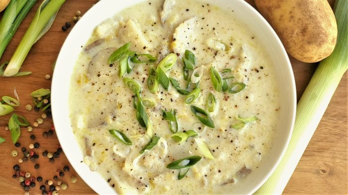 Cheesy potato leek soup