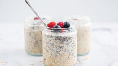 Vegan overnight oats with chia seeds and fruit