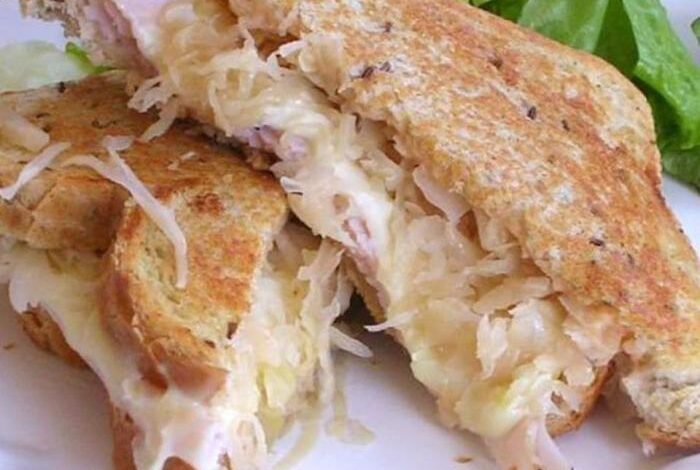 Grilled hot turkey sandwiches