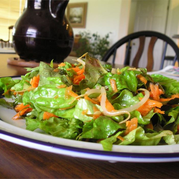 Famous japanese restaurant style salad dressing