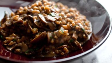 Farro mushrooms wild