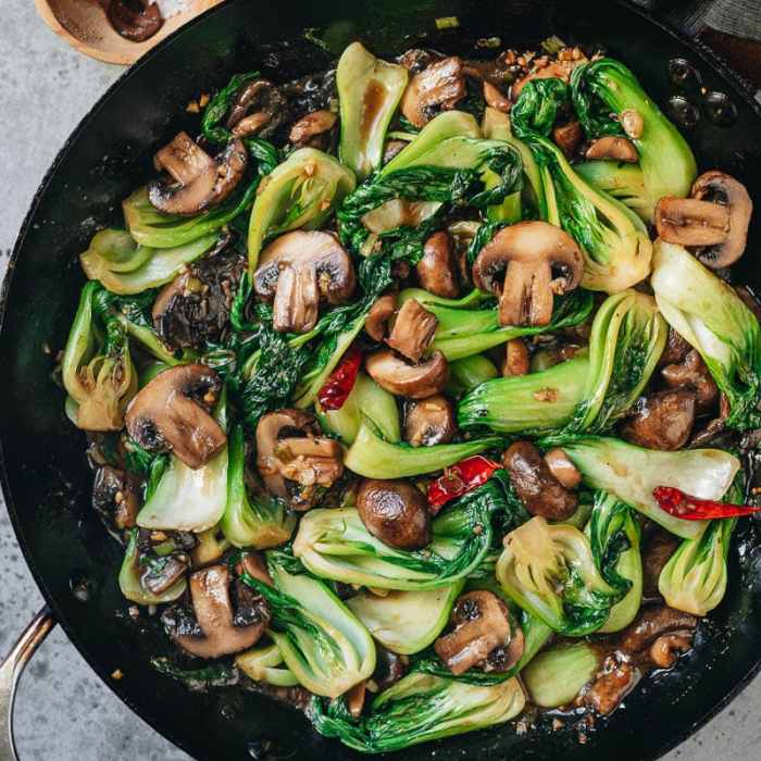 Chinese style baby bok choy with mushroom sauce