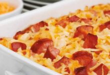 Cheesy potatoes with smoked sausage