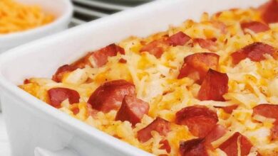 Cheesy potatoes with smoked sausage