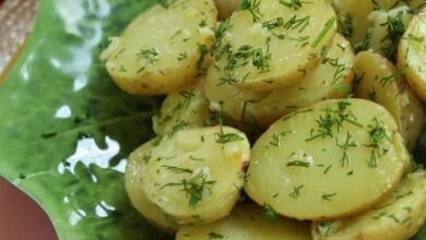 Garlic dill new potatoes