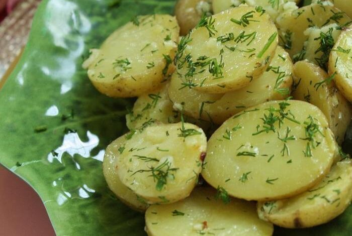 Garlic dill new potatoes