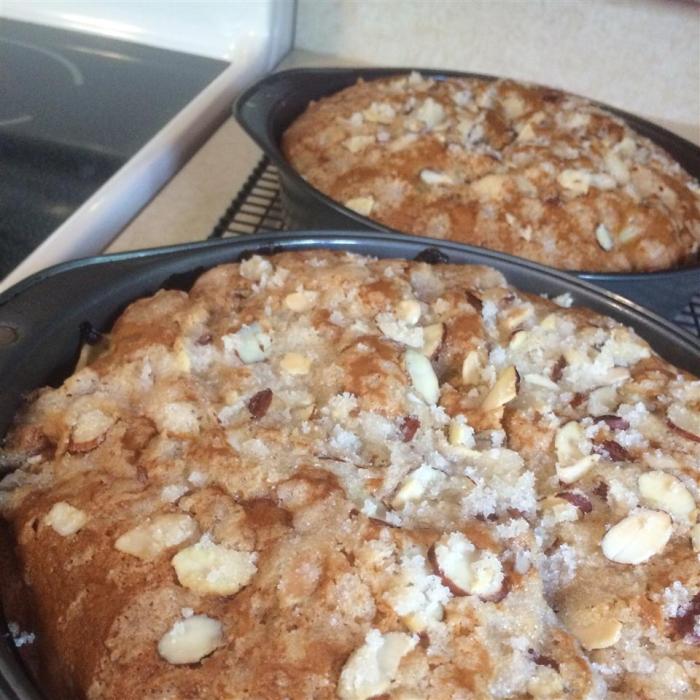 Almond rhubarb coffee cake