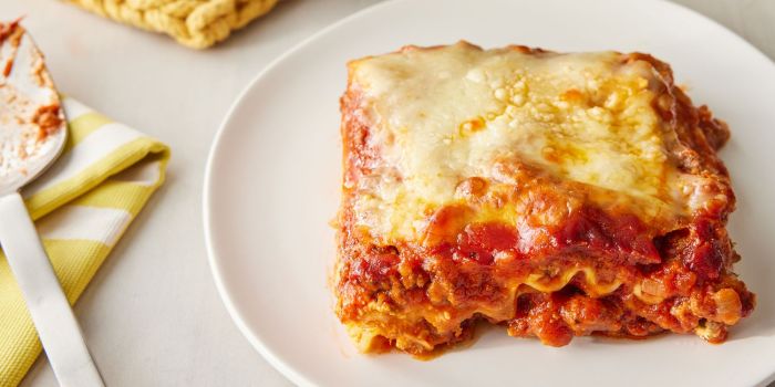 Lasagna world heterogeneous mixture meat main worlds recipe recipes bigoven ricotta cheese pasta dish course picture sauce