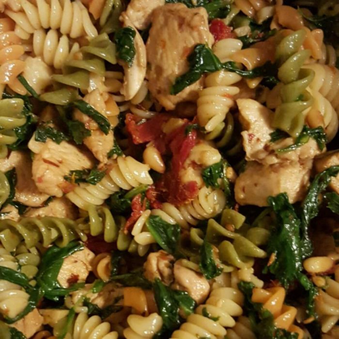 Spinach and sun dried tomato pasta