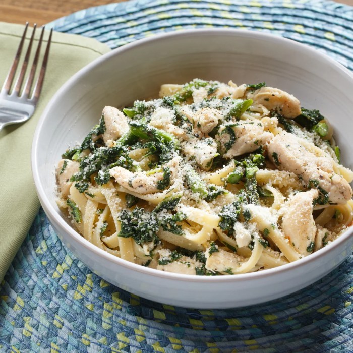 Chicken and asparagus fettuccine