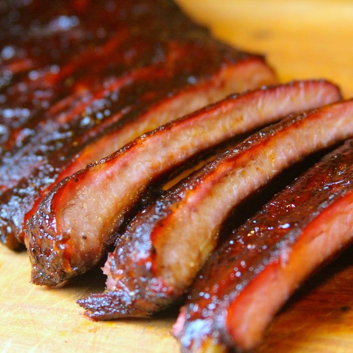 Electric smoker bbq rib tips