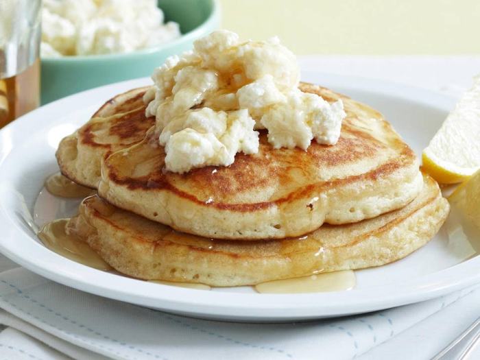 The best ricotta pancakes