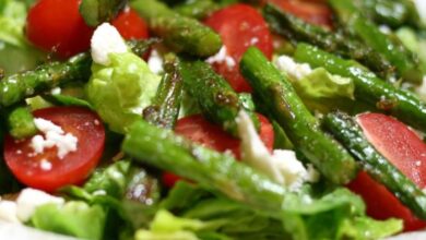 Roasted asparagus salad with feta cheese