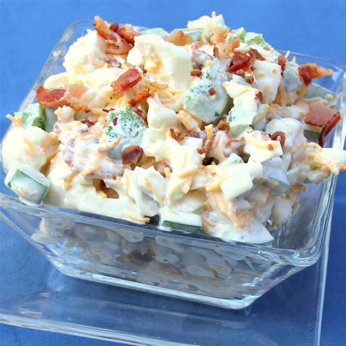 Cauliflower salad with cheddar and bacon