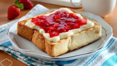 Toast french stuffed strawberry strawberries cream recipe feelgoodfoodie half