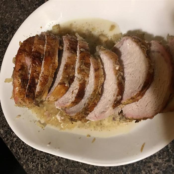 Pork loin apples and sauerkraut