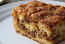 Pecan sour cream coffee cake