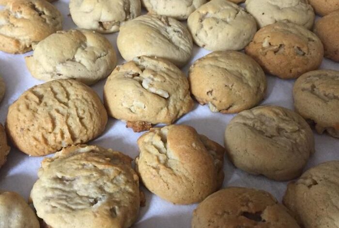 Soft chewy rosh hashanah honey walnut cookies