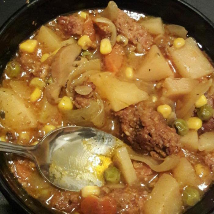 Slow cooker ground beef stew