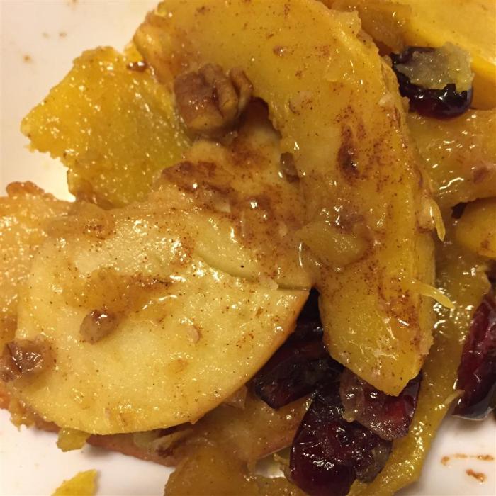 Butternut squash with apple and cranberries