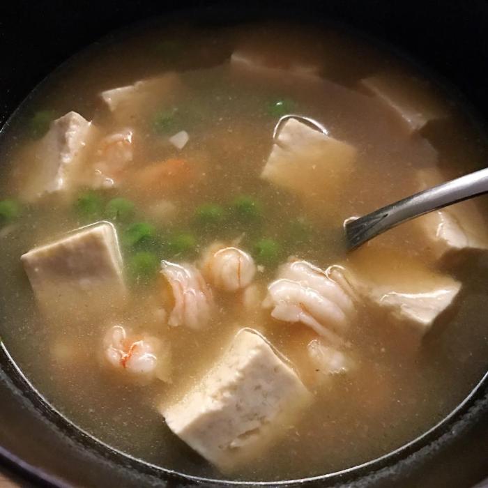 Chinese shrimp and tofu soup