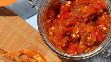 Sweet and spicy pepper relish