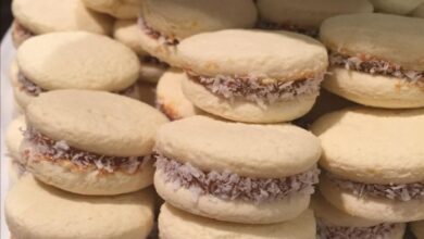 Gluten free sandwich cookies with dulce de leche alfajores