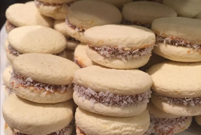 Gluten free sandwich cookies with dulce de leche alfajores