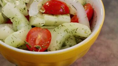 Cucumber slices with dill