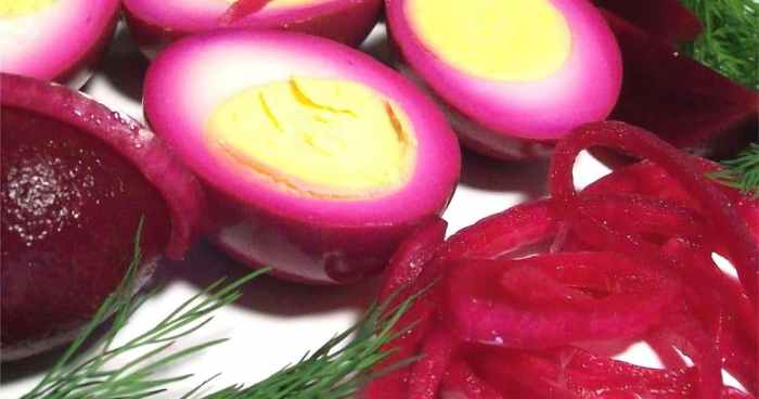 Pennsylvania dutch pickled beets and eggs