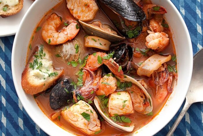 Sopa de mariscos seafood soup