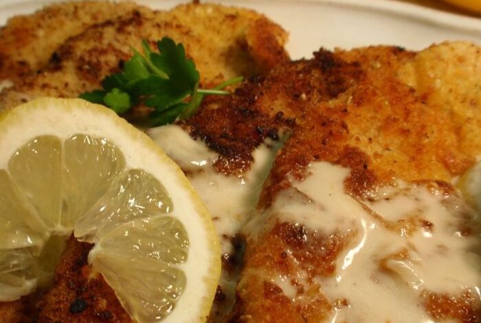 Veal scaloppini with lemon cream sauce