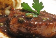 Pork medallions with balsamic vinegar and capers
