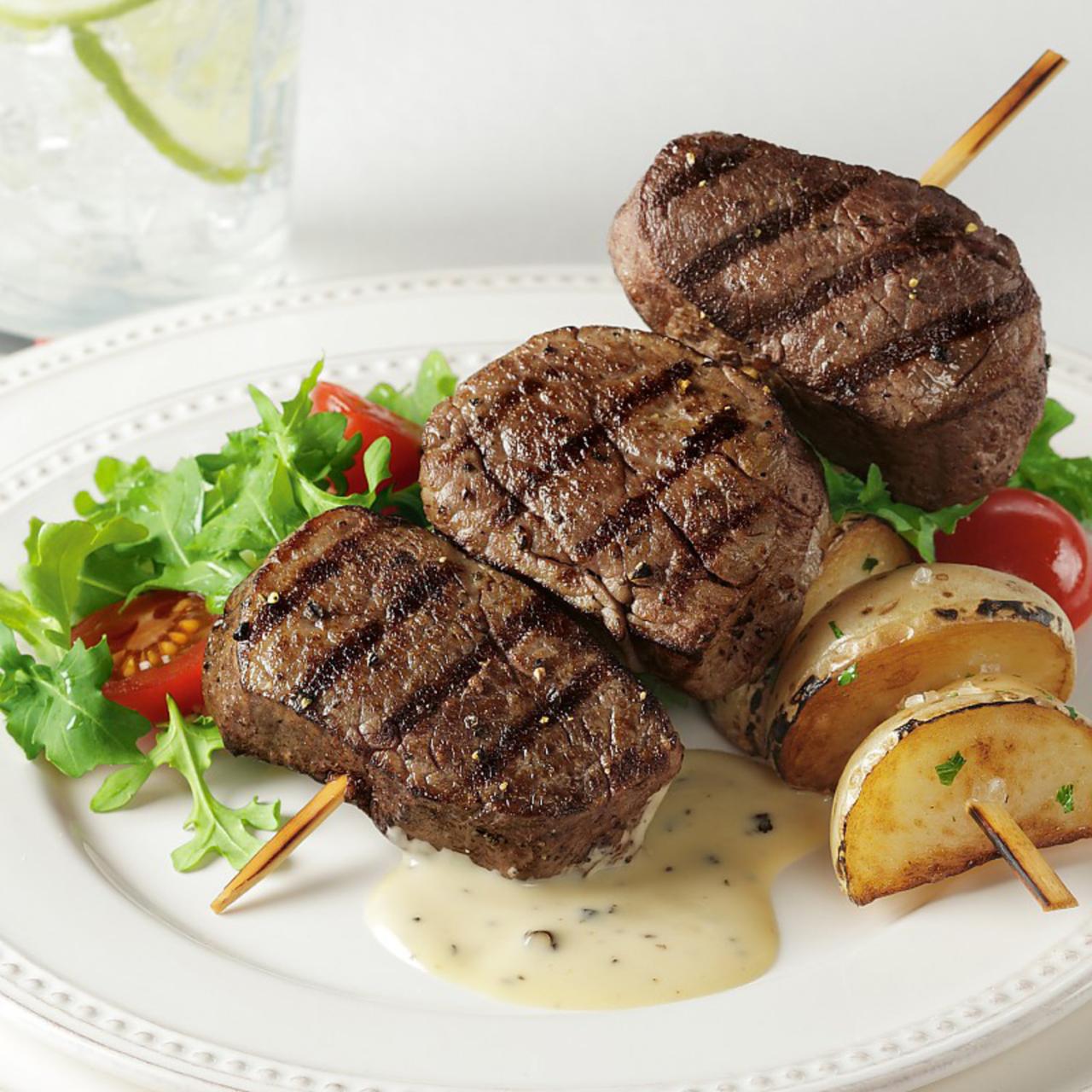 Beef medallions with caramelized pan sauce