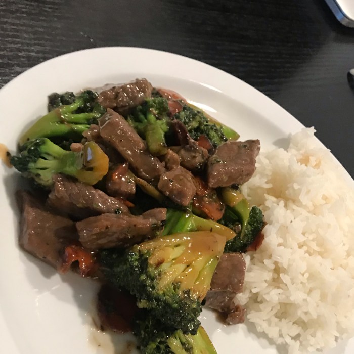 Restaurant style beef and broccoli