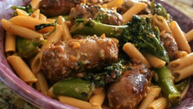 Penne with sausage and broccoli rabe