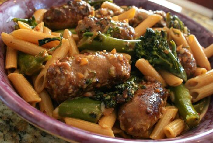 Penne with sausage and broccoli rabe