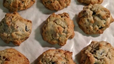 Paleo almond date cookies