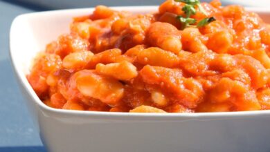 Tuscan white beans in tomato sauce