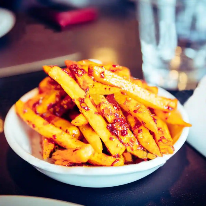 Spicy chili french fries